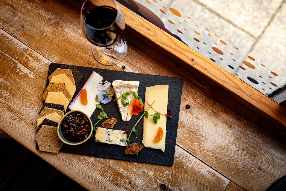 Cheese Board (5 Cheeses)