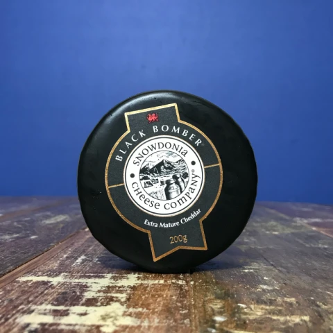 Snowdonia Black Bomber Mini Cheese