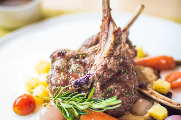 The Ultimate Wine and Food Pairing Guide 4 Roast lamb