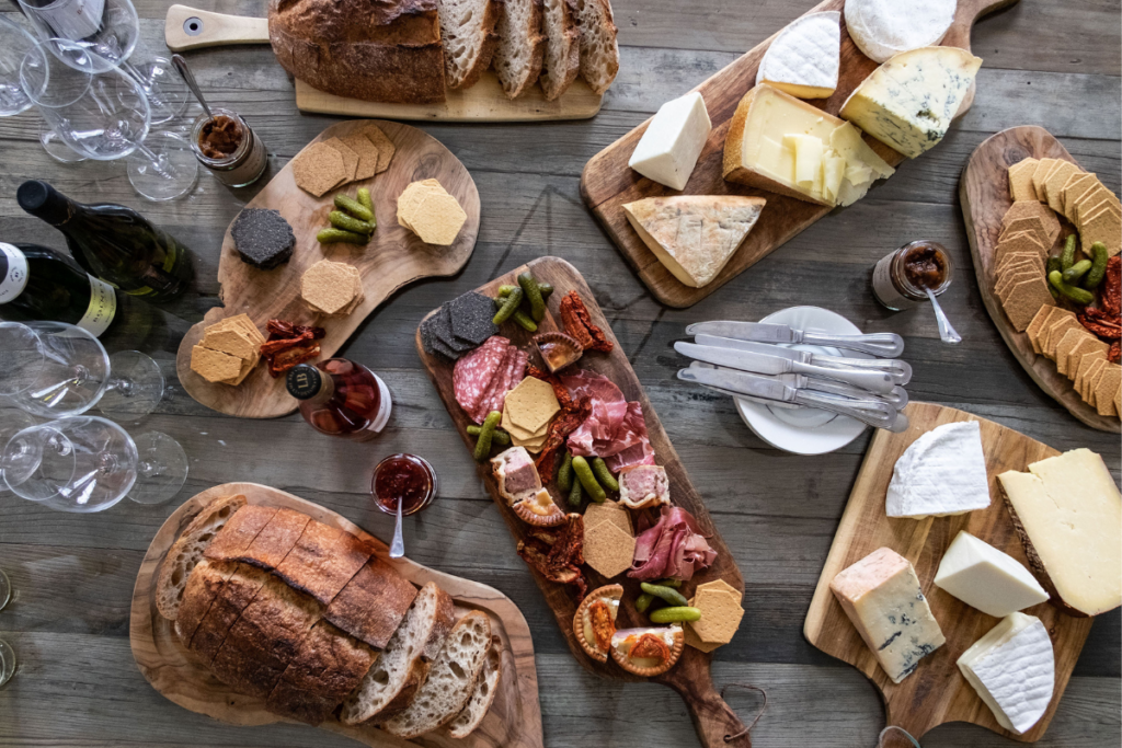 How to Enjoy a Love Cheese Dinner Party Pack 4 12